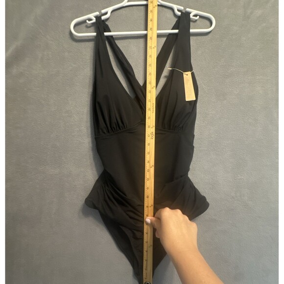 Black Cross-Back Women Swim One Piece - Picture 10 of 14